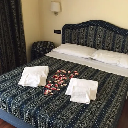 Hotel Yachting Mistral