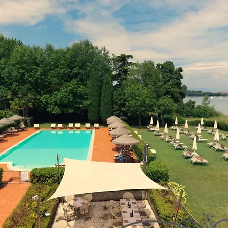 Yachting Mistral Hotel 3*