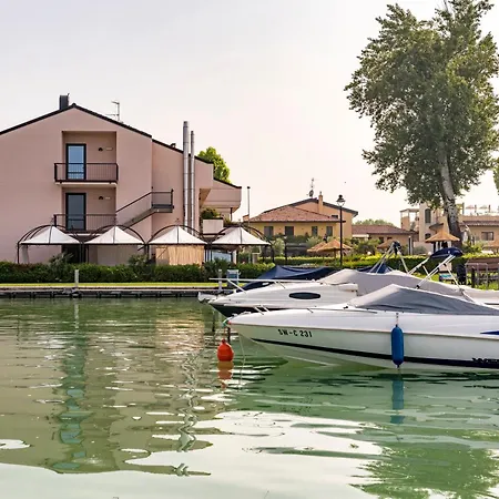 Hotel Yachting Mistral 3*
