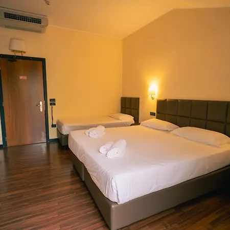 Hotel Yachting Mistral 3*