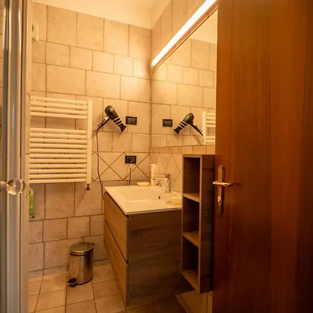 Hotel Yachting Mistral Sirmione