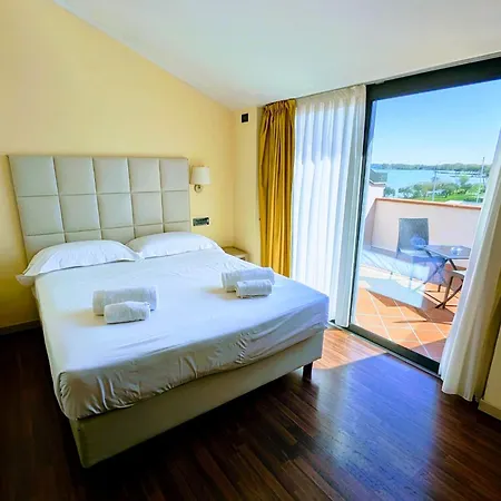 Yachting Mistral Hotel Sirmione