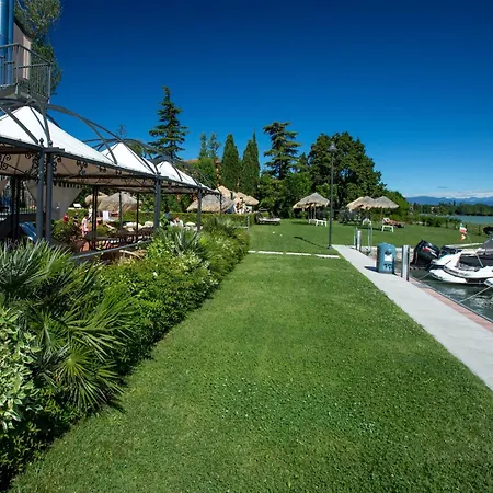 Hotel Yachting Mistral