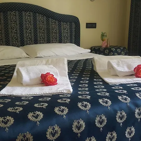 Yachting Mistral 3* Σιρμιόνε