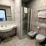 Yachting Mistral 3* Sirmione
