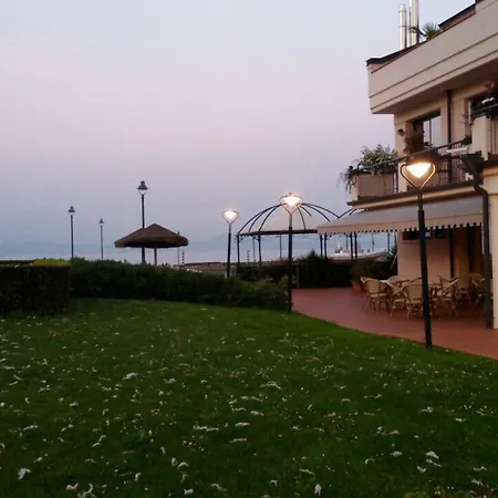 Yachting Mistral Hotel 3*