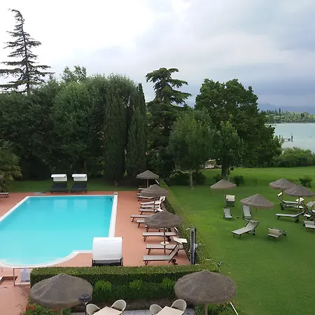 Yachting Mistral 3* Sirmione