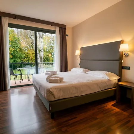 Yachting Mistral Hotel Sirmione