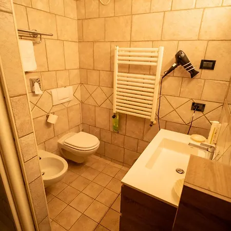 Hotell Yachting Mistral