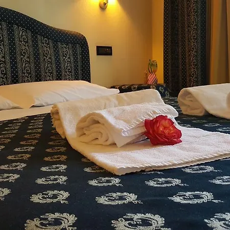 Yachting Mistral 3* Sirmione