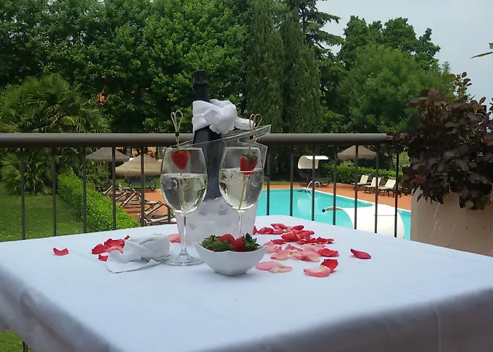 Yachting Mistral 3* Sirmione