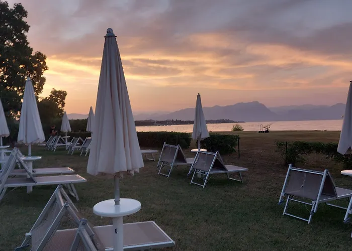 Yachting Mistral 3* Sirmione