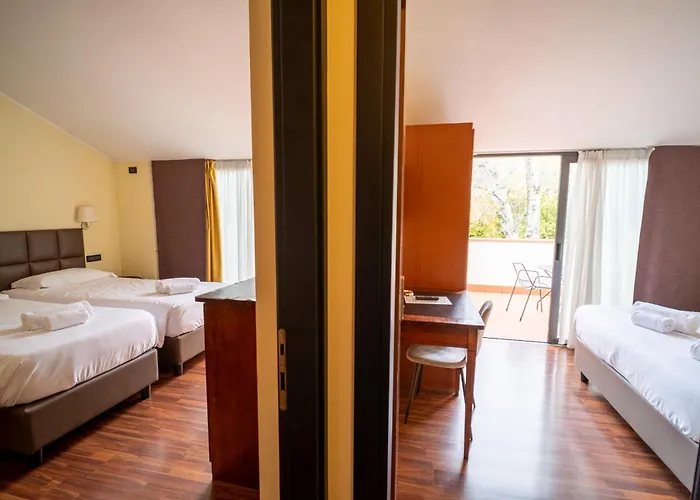 Yachting Mistral Sirmione