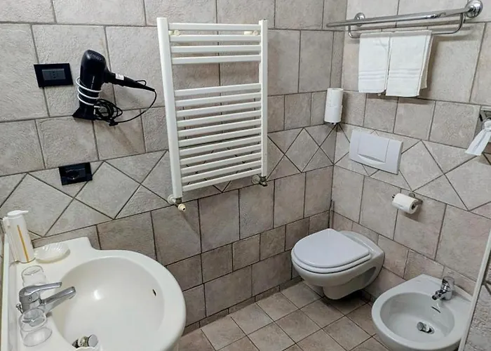 Yachting Mistral 3* Sirmione